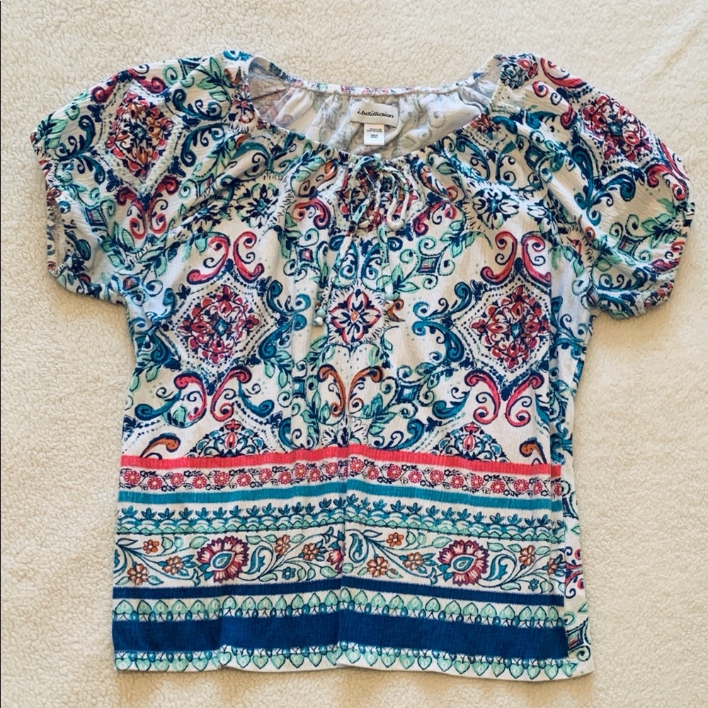 IB DIFFUSION WOMEN TRIBAL PRINT TOP . SIZE LARGE .
